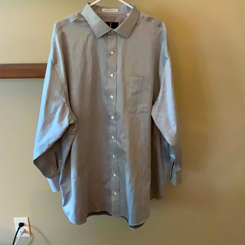 Emsud’s Tailored Dress Shirt